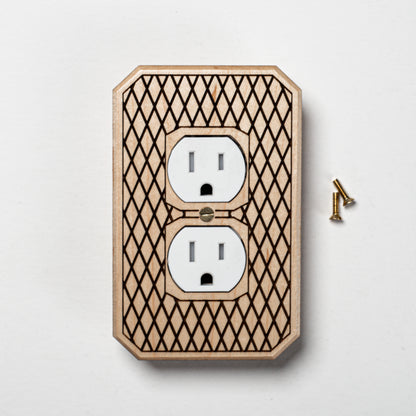 Tudor Diamond Lattice Pattern Wood Outlet Plate